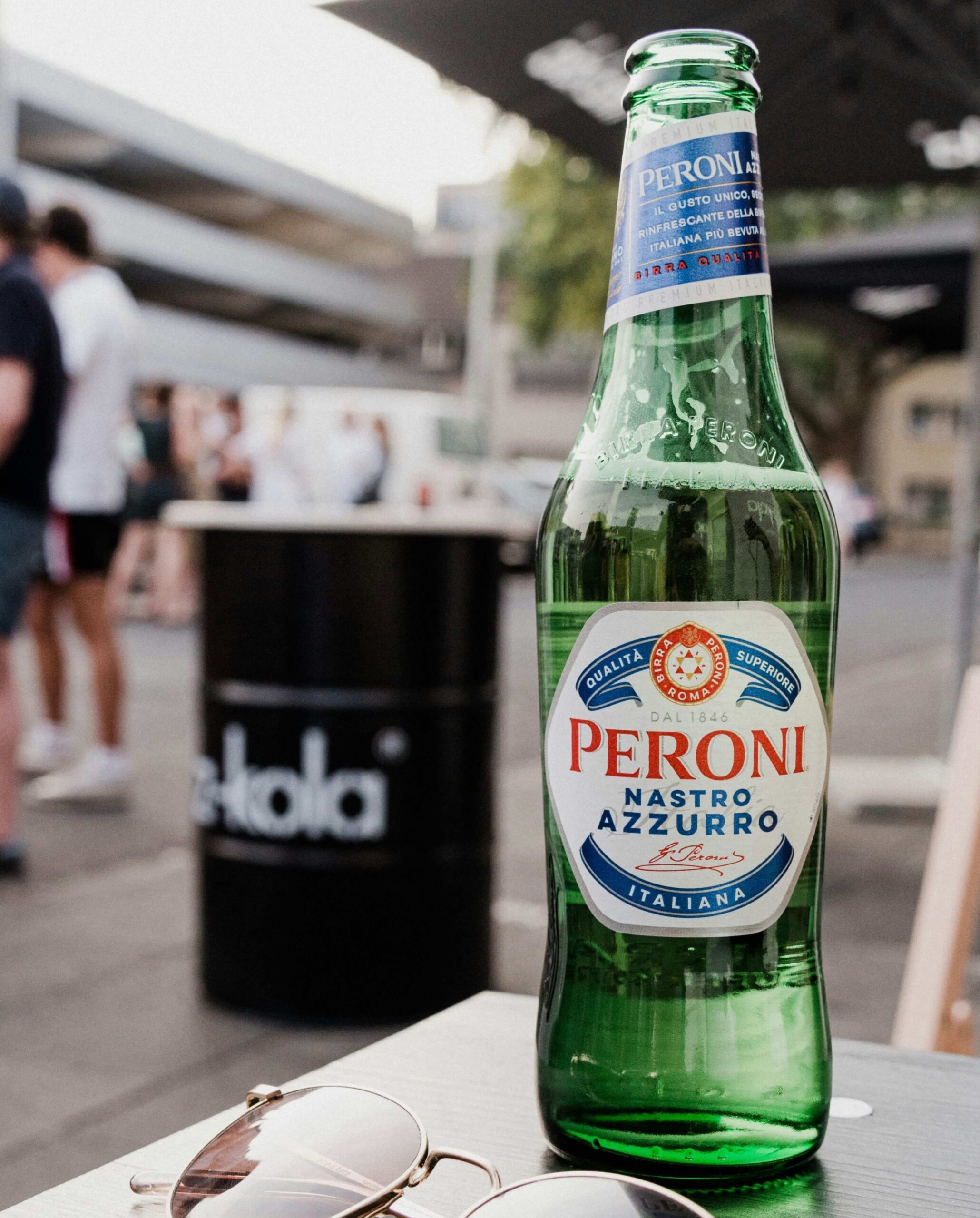 How Many Calories Are in a Bottle of Peroni? Peroni vs. Skinny Lager